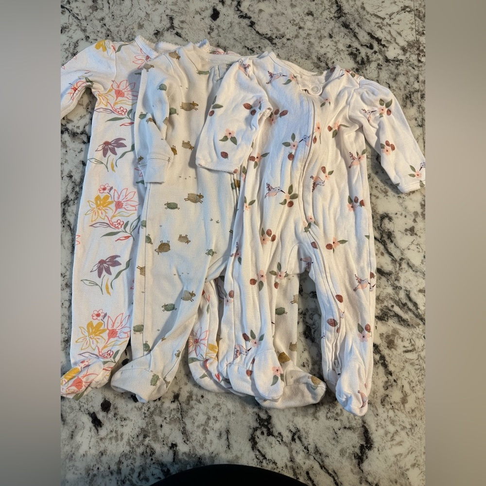 3 Carters Zipper Footies.